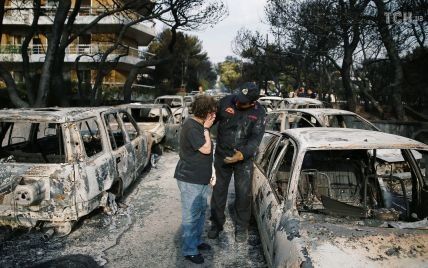 Украинцы бегут с греческих курортов из-за больших лесных пожаров