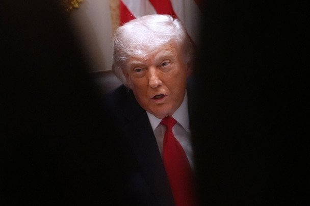 Трамп раптово зник, на публіці не з'являвся тиждень: у Мережі ширяться тривожні чутки