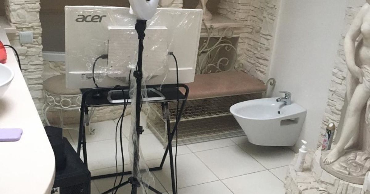 Бисексуалдар: Екі жігіт пен бір қыз порно видео