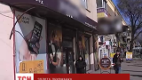 В Запорожье четверо вооруженных мужчин в масках ворвались в ювелирный магазин