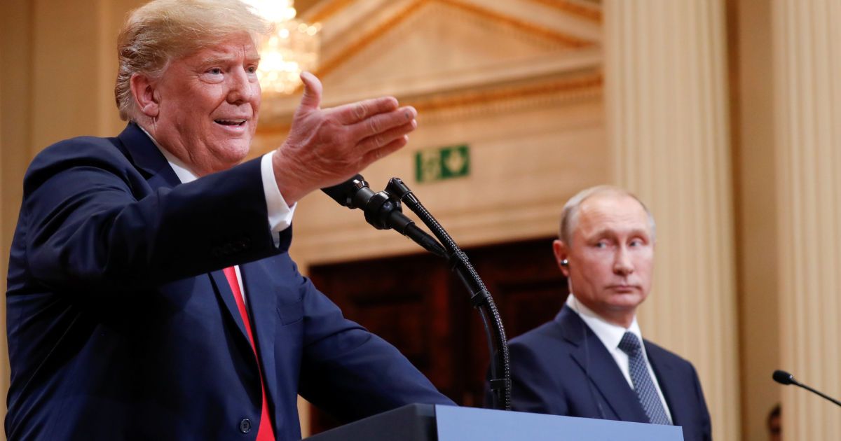 Жодних зустрічей між Трампом і Путіним не буде, доки українські моряки в полоні - Болтон