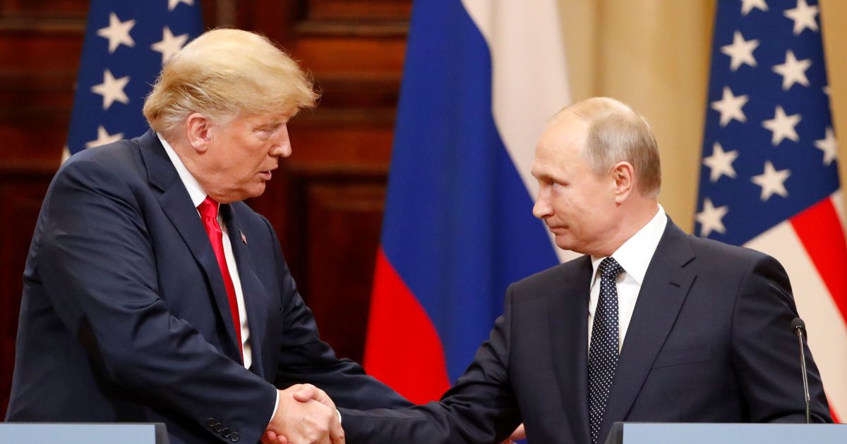 Тотальна зрада та повне фіаско: американські конгресмени обурені виступом Трампа під час зустрічі з Путіним