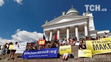 Протести проти зустрічі Трампа і Путіна у Генсількі_12 / © Reuters