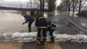 На Закарпатье затопило дорогу государственного значения и обвалился мост