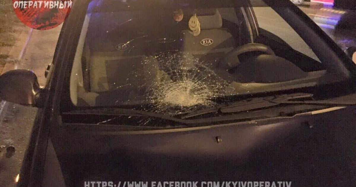 В Киеве водитель KIA сбил насмерть школьника на пешеходном переходе