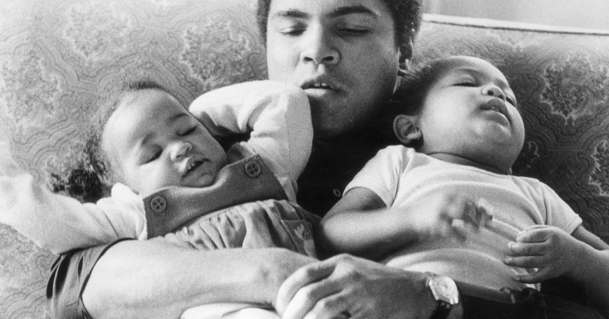 Мухаммед Али с детьми, архивное фото