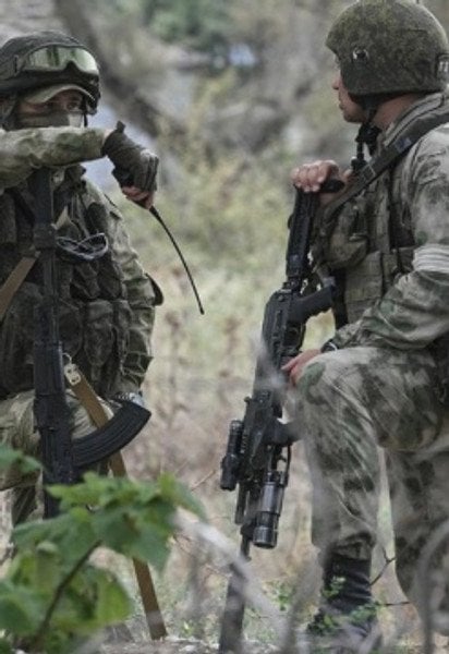 Російські військові