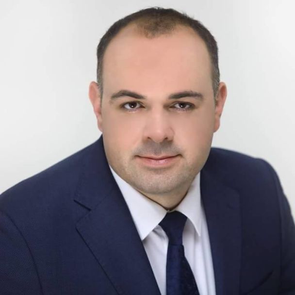 Юрий Власенко