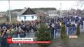 На Рівненщині жителі шести сіл пікетують райвідділ поліції в Зарічному