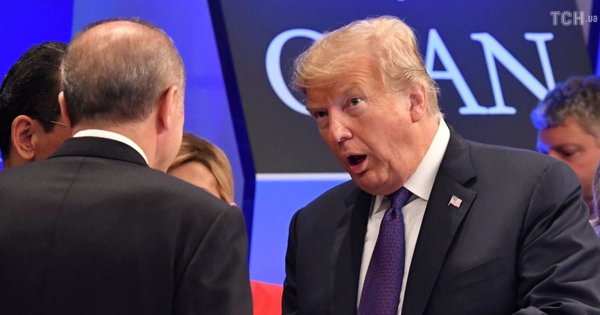 Улыбки и ужимки: все гримасы Трампа на саммите НАТО