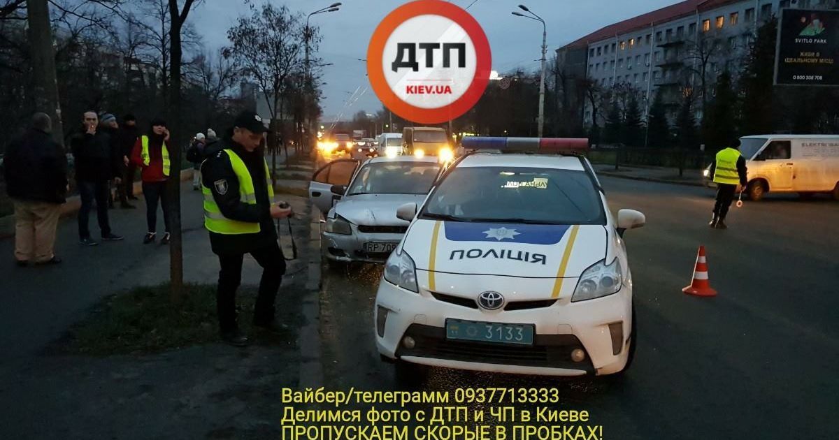 таксі дтп поліція_9 / © facebook.com/dtp.kiev.ua
