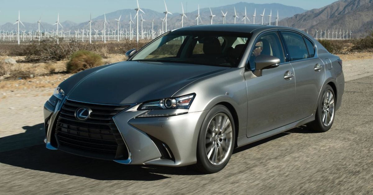 Lexus обновил седан GS