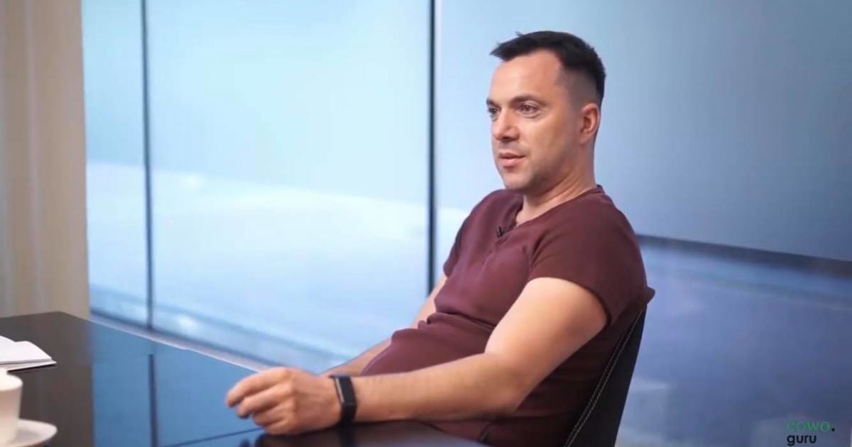 "Не вмещаются все желающие": Арестович заявил о массовом притоке бойцов в легион "Свободу России"