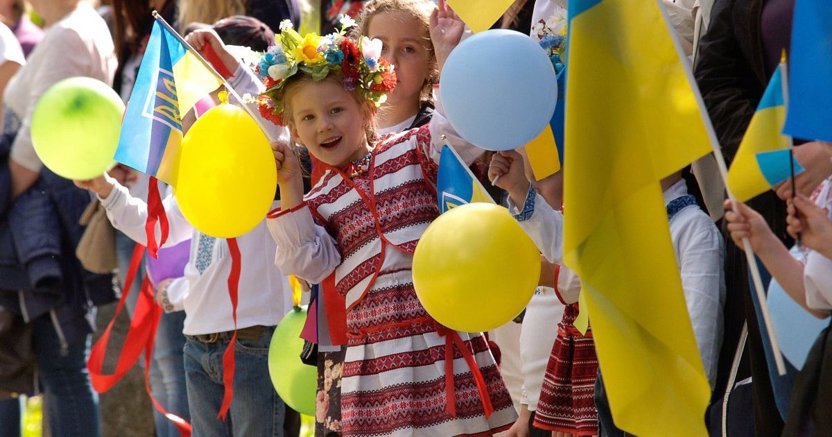 Украинцы рассказали, чего в первую очередь ожидают от будущего президента