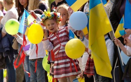 Киеврада решила, что школьники перед занятиями будут петь гимн Украины
