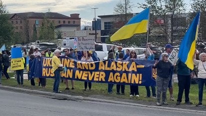 На Алясці сотні людей вийшли на демонстрацію на підтримку України
