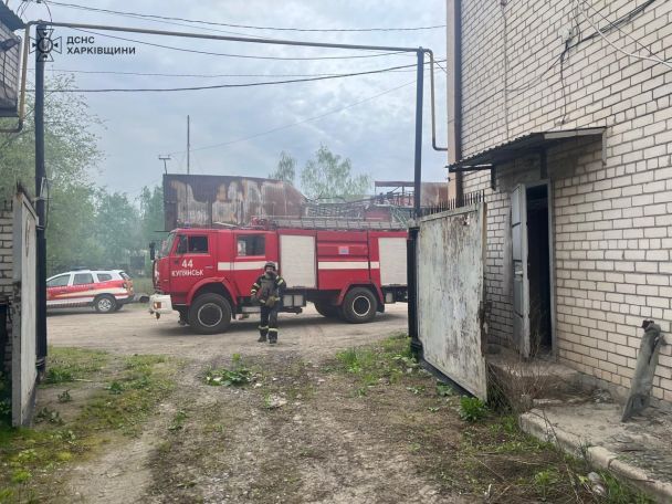 Військові РФ завдали артилерійського удару по середмістю Куп’янська. / © МВС