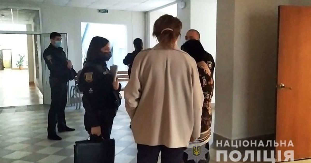 В Одесі викрали печатку дільничної виборчої комісії: фото, відео