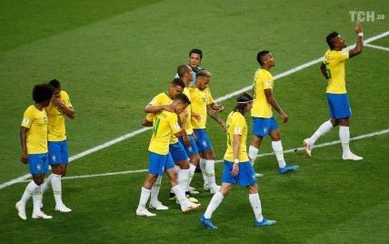 Бразилия разобралась с Сербией и вышла в 1/8 финала ЧМ-2018
