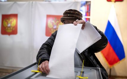 Двоголові вибори: як Росія видає паспорти жителям Донбасу та чим це обернеться для України й світу