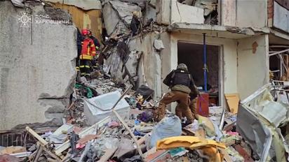 В Харькове спасатели извлекли из-под завалов тело 15-летнего парня