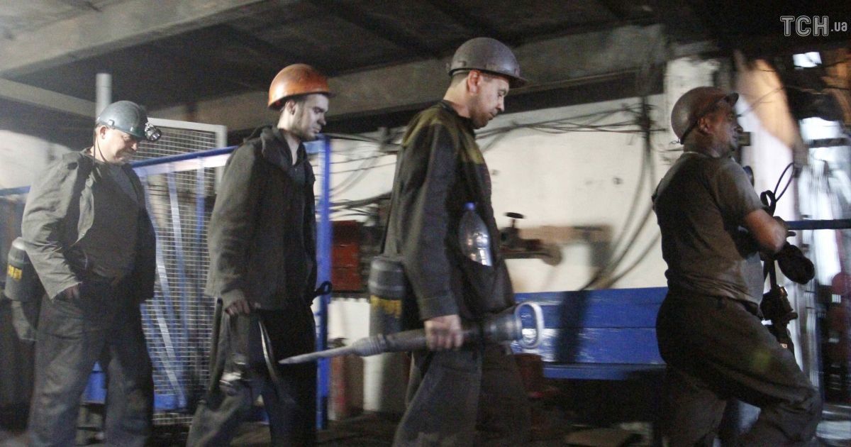Через негоду на Луганщині під землею лишилися заблокованими 90 гірників