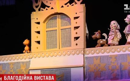 На детском спектакле в присутствии Марины Порошенко пропал свет