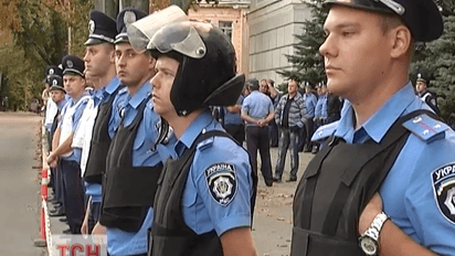 Харьковчане требуют наказать работников милиции, которые угрожали случайным водителям