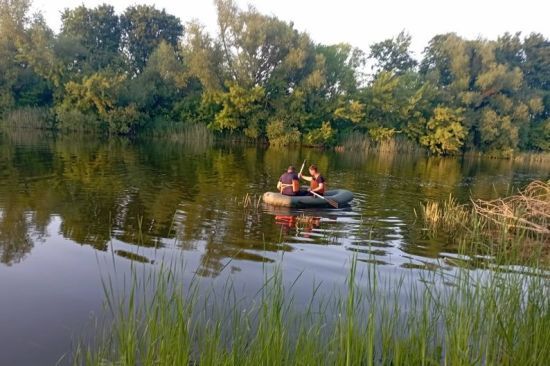 Тіло розшукували до ранку: у Вінницькій області втопилася дитина