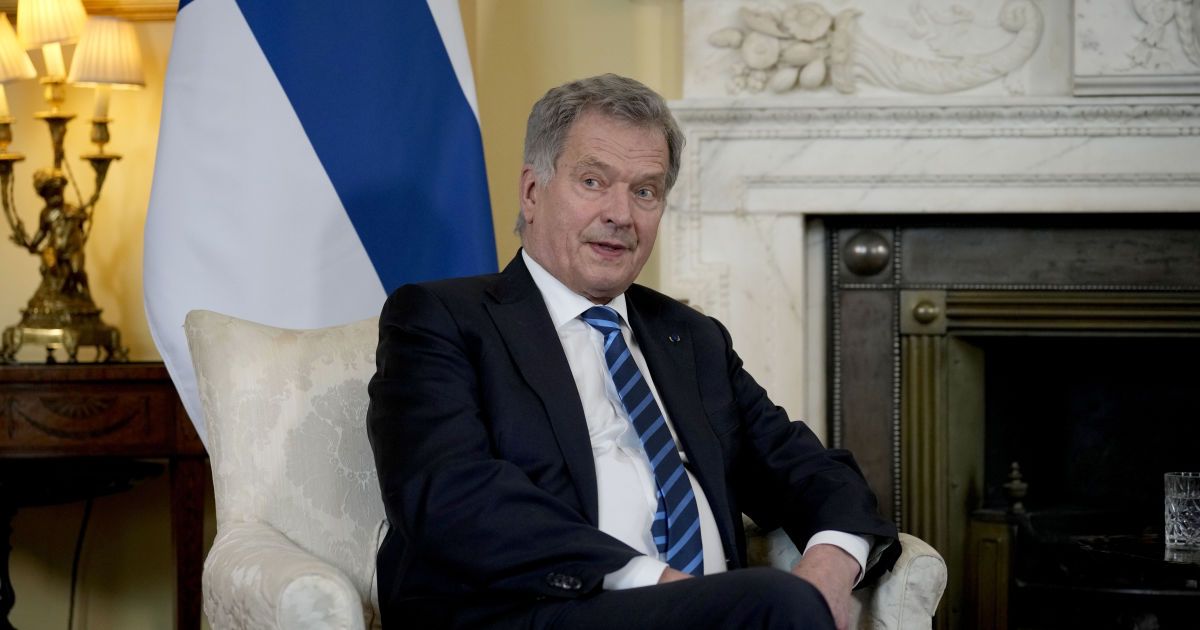 Здивувала його реакція: президент Фінляндії розповів, як повідомив Путіну про подання заявки до НАТО