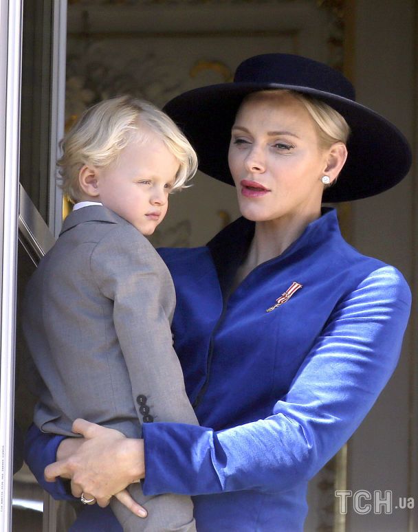 Княгиня Шарлін із сином Жаком / © Associated Press