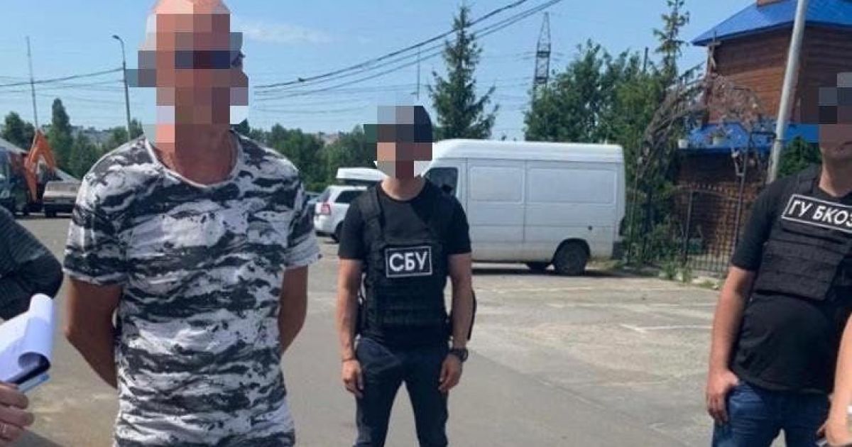 Разрешение для захоронения за 10 тысяч долларов - в Киеве будут судить двух человек