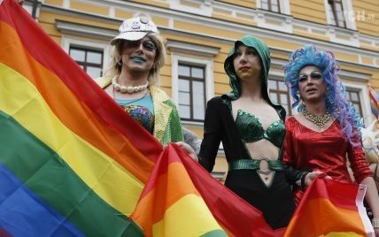У Чернівцях ЛГБТ-спільнотам порадили утриматись від проведення парадів