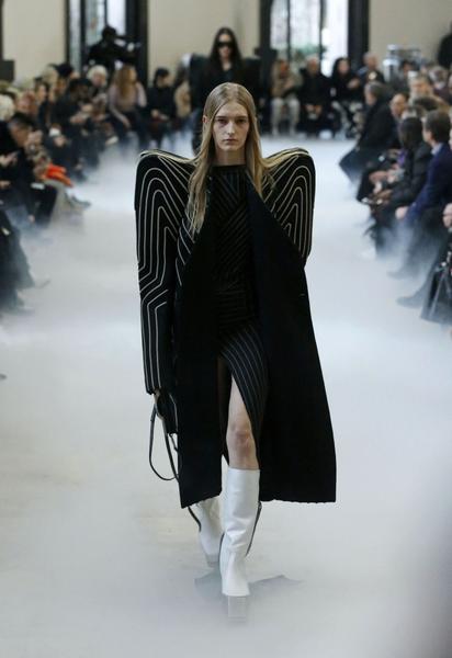 Коллекция Rick Owens прет-а-порте сезона осень-зима 2020-2021 / © East News