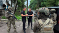ДБР повідомило про підозру двом бійцям “Скелі”.