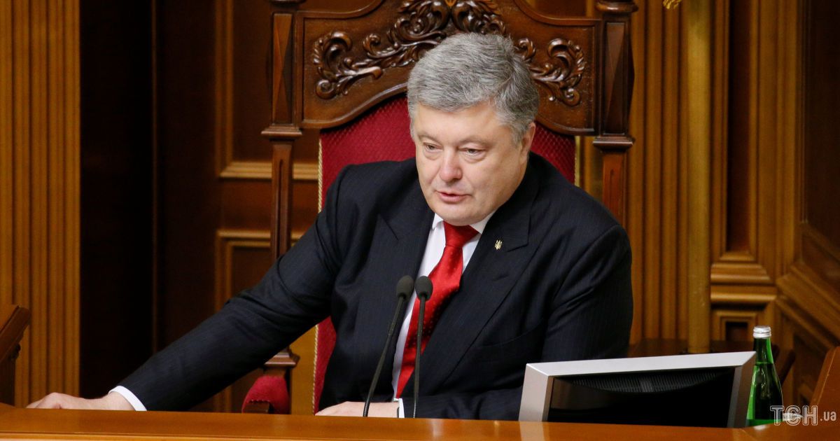 Журналіст стверджує, що знайшов у Facebook таємний акаунт Порошенка