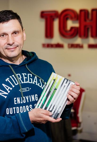 Військовий кореспондент ТСН.Тиждень Андрій Цаплієнко презентує у Києві роман-антиутопію "Стіна"
