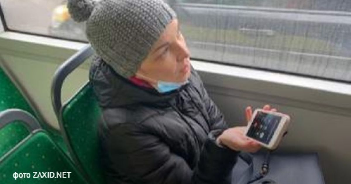 "Вела себя высокомерно": во Львове депутатку оштрафовали за безбилетный проезд в троллейбусе (фото)