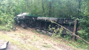 Смертельна ДТП на Рівненщині: легковик зіткнувся лобом у лоб із фурою / © ГУ НП у Рівненській області