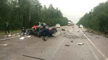 Смертельна ДТП на Рівненщині: легковик зіткнувся лобом у лоб із фурою / © ГУ НП у Рівненській області