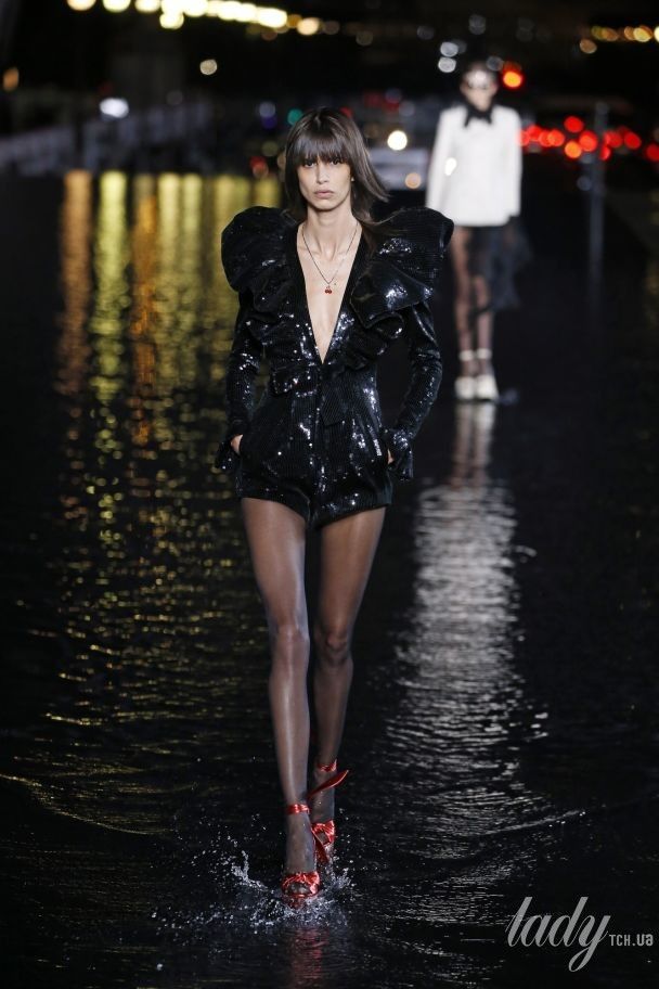 Колекція Saint Laurent прет-а-порте сезону весна-літо 2019 / © East News