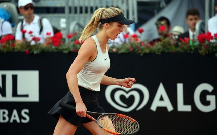 Свитолина с разгромом вышла в следующий раунд Australian Open