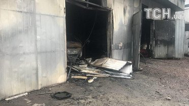 У Києві горіла СТО_4 / © Фото Антон Страшко/ТСН