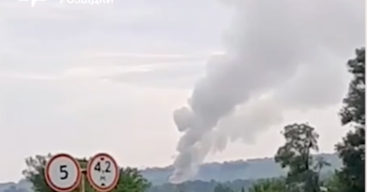 Пожар на складе боеприпасов в Воронежской области РФ после атаки ГУР / Фото: скриншот