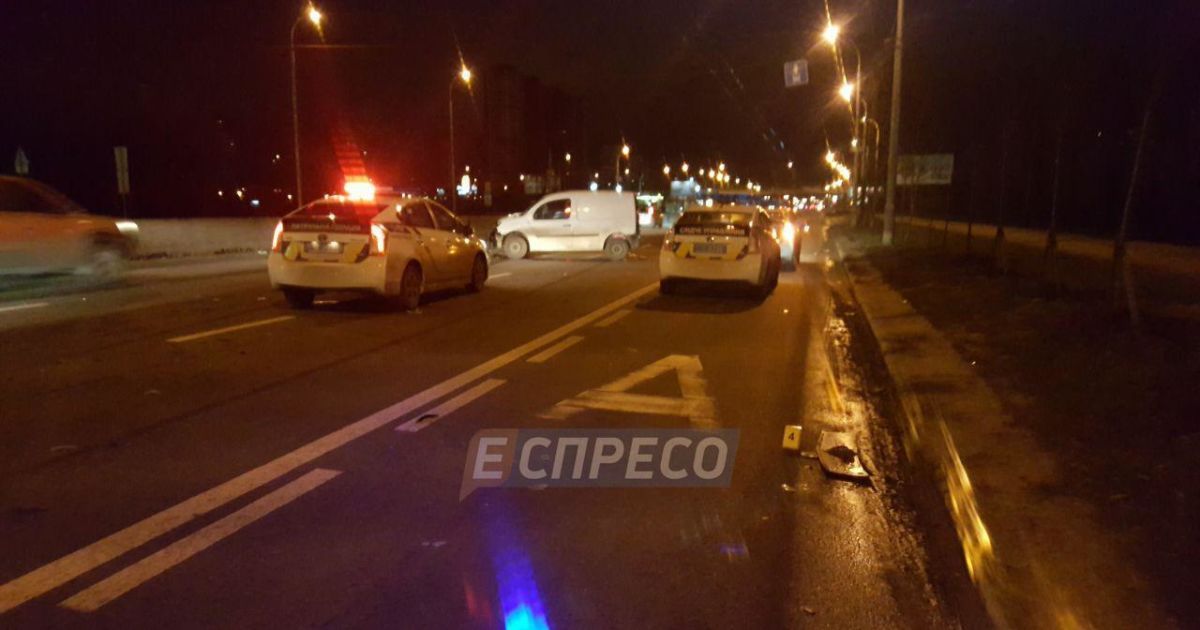 ДТП на вулиці Ватутіна у Києві_1 / © espreso.tv