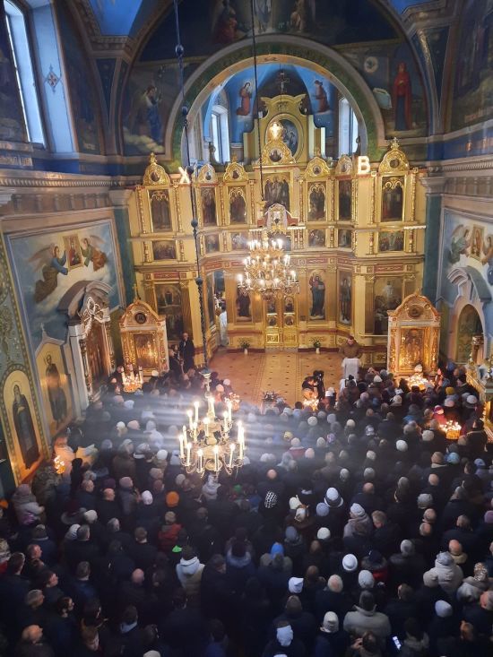 Вперше за 191 рік: у Миколаївському соборі провели службу українською мовою – фото, відео