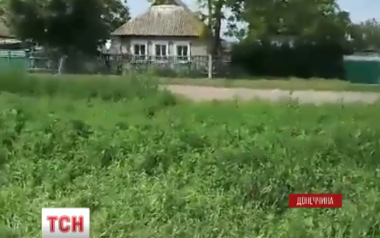 Противотанковая ракета боевиков упала возле мирных домов в Новотроицком