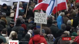 Поляки вышли на улицы защищать свою свободу слова
