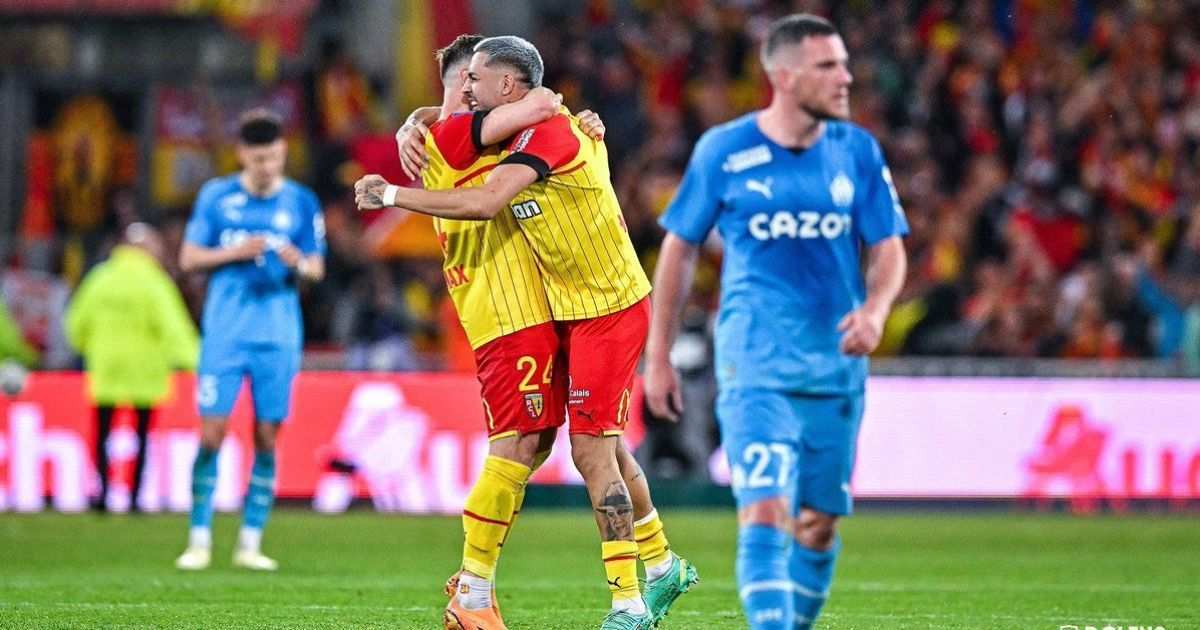 "Ланс" – "Марсель" / фото - twitter.com/RCLens