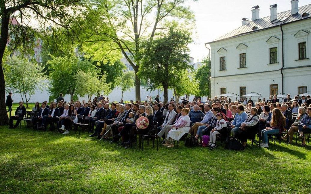 © ТСН
